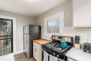 Short north- STEPS to High St -Private Parking-OSU - Columbus - 3