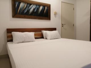 Fairway Family Apartments -Fully AC, Kitchen, Hot water, Swiming Pool, Baby Pool, Tennis, Squash, Electricty, Gas, Water all free - 8