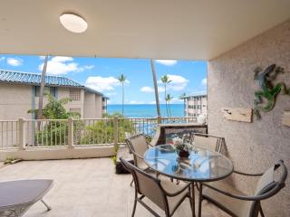 Kona Reef F2 - Charming Oceanfront Condo for 4 - Kailua-Kona - 0