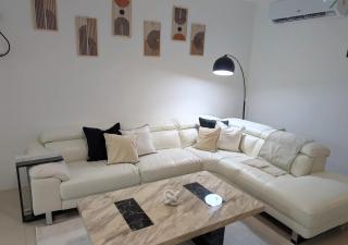The Opulent Manor - Bob Marley Museum 1 Minute Away - Kingston - 8