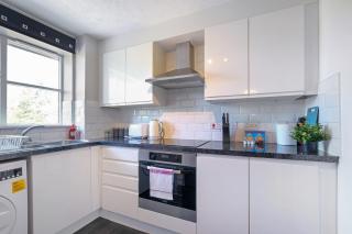 2 bed apartment in Enfield Lock - Enfield Lock - 1