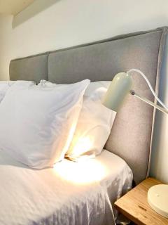 Yellow Five Apartment - 9