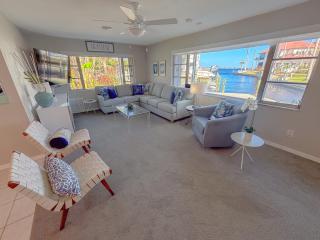 Waterfront home near beaches Multi month welcomed - inquire - Fort Myers - 8