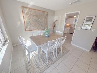 Waterfront home near beaches Multi month welcomed - inquire - Fort Myers - 2