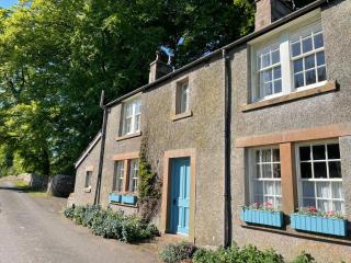 Winn's Cottage - 9
