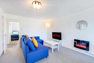 2 bed apartment in Enfield Lock - 7