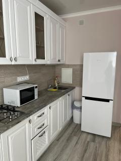 2х ком кв на 2 этаже в центре - Aktau - 3