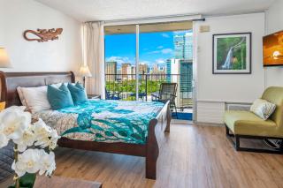 Renovated Condo Near Waikiki Beach - Honolulu - 0