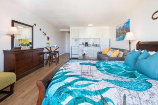 Renovated Condo Near Waikiki Beach - Honolulu - 3