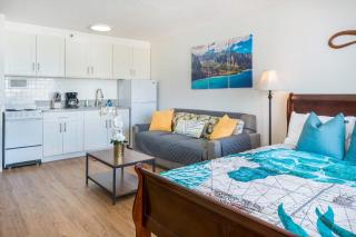 Renovated Condo Near Waikiki Beach - Honolulu - 2