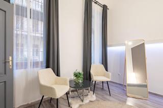 Central - Comfy - Large - 9