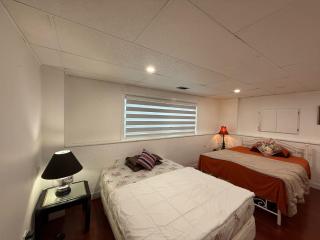 Langley Family Room in a Budget- Near Downtown, Shopping, Transit & Parks - Langley - 5