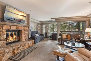 Escape to Incline Village Min to Beach and Skiing - Incline Village - 1