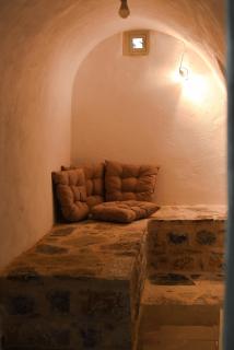 Basil Tree Stonehouse - 8