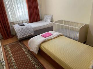 Spacious apartment very close to the tram - Istanbul - 4