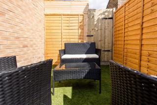 Cosy Cruise Cribs 1 - Stoke on Trent - 7