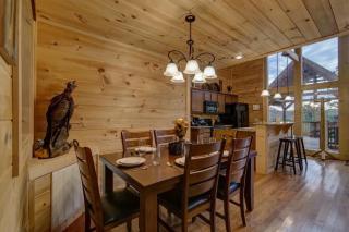 Grand Cherokee Lodge, free tickets, no catch! - Pigeon Forge - 2