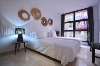 M17-Le Duplex-Balcon-Piscine-Majorelle - 1
