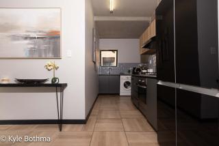 Smart Apartment Luxury - Midrand - 5