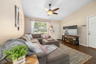 Cozy Cottage-3 mi to UofA-4 mi to DT - Fayetteville - 6