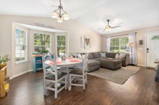 Cozy Cottage-3 mi to UofA-4 mi to DT - Fayetteville - 8