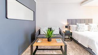 Luxury One Bed & Bath-On Park - 1
