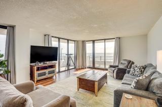 Ocean-View Getaway! Family Condo in Daytona Beach - 8