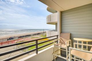 Balcony with Ocean Views Daytona Beach Gem with Perks - Daytona Beach - 9
