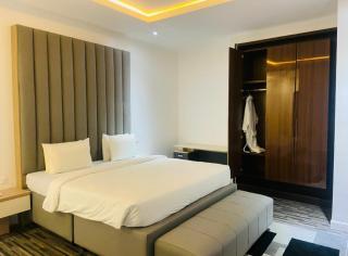 The Experience Apartment 1, Abuja, Swimming Pool, Gym, Wifi - Mama - 9