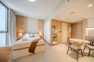 Aesthetic Aljada Apartment With Carrefour by BlueCloud Holidays - Sharjah - 1