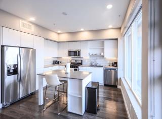 Sleek New West Hollywood Condo 2 Bed 2 Bath with Scenic City Views - Los Angeles - 2