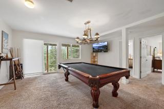 Hall Court Manor - Hot tub Pet Friendly Pool Table - Stateline - 6