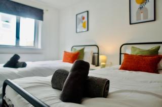 3 bedroom Apartment - 10min walk Stratford station - Sleep 6 - Londra - 6
