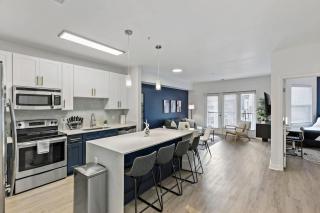 LUXE 1BD - 5 Min DT, Gym, Parking, W-D - Sleeps 6 - Charlotte - 9