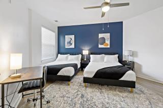 LUXE 1BD - 5 Min DT, Gym, Parking, W-D - Sleeps 6 - Charlotte - 8