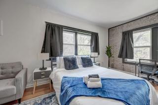 Stylish Studio McKinley Beach - Brady St Lowr East - Milwaukee - 8