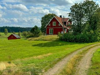 Fantastisk Utsikt Och Stillhet Mitt I Smålands Skogar - Strömsnäsbruk - 0