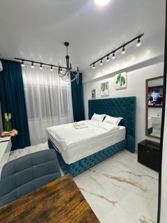 Crystal Luxe Studio - Iaşi - 1