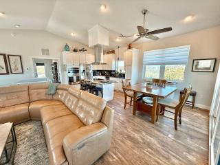 The Salty Pelican Flagler Beach - 2