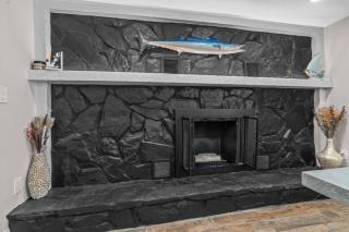 Villa Walk to Beach, Pool & Games Great for Family Vacations - 4