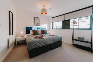 Charming Family & Friendly 2-Bed Apartment, Sleeps 6, Parking, Free Wi-Fi - 5