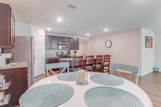 Pelican Grove - 6