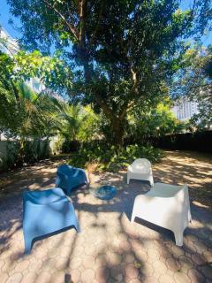 Families Welcome 3 Bedroom Oasis with Parking - 4