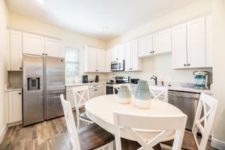 Mango Breeze Cottage With Private Pool Near Disney With Margaritaville Resort And Island H20 Waterpark Access - 2910Sr - Orlando - 2