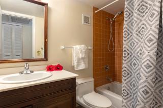 Oceanfront 2-Bedroom Condo in Kailua-Kona - Kailua-Kona - 2