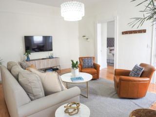 Beautiful Forsyth Park Charmer - Amazing Location! - 5