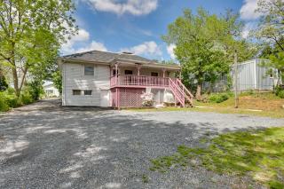 9 Mi to Midtown Convenient Harrisburg Apt - Harrisburg - 0