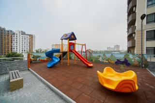 Designer Apartment with 2 Bedrooms, Full Kitchen, Rain Shower & Coffee Station and Netflix - GrandStay - 5