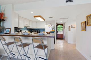 Beachfront 2-Bedroom Condo in Kailua-Kona - Kailua-Kona - 5