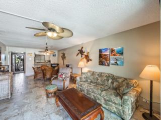 Oceanfront 2-Bedroom Retreat in Kailua-Kona - Kailua-Kona - 2